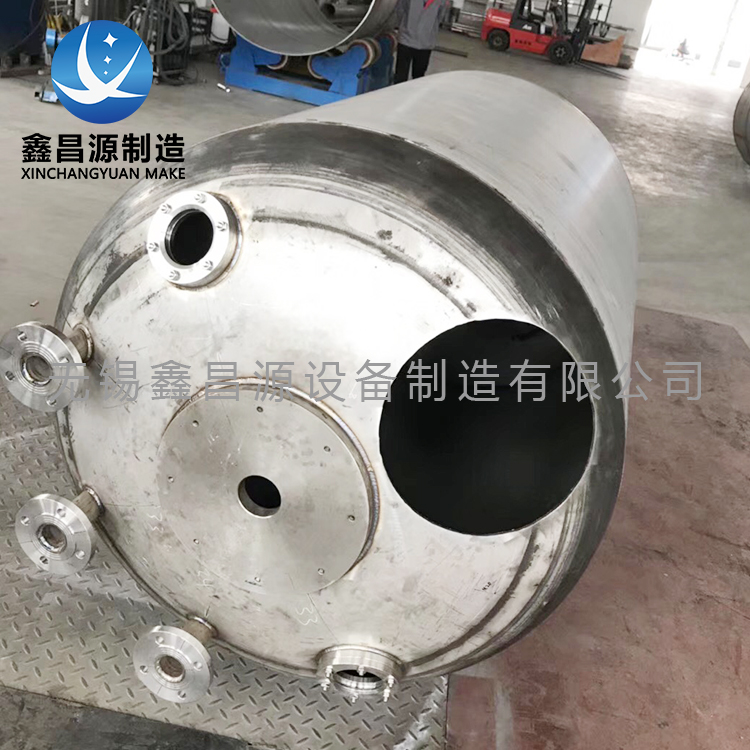 不锈钢氨水储罐.jpg 不锈钢氨水储罐.jpg